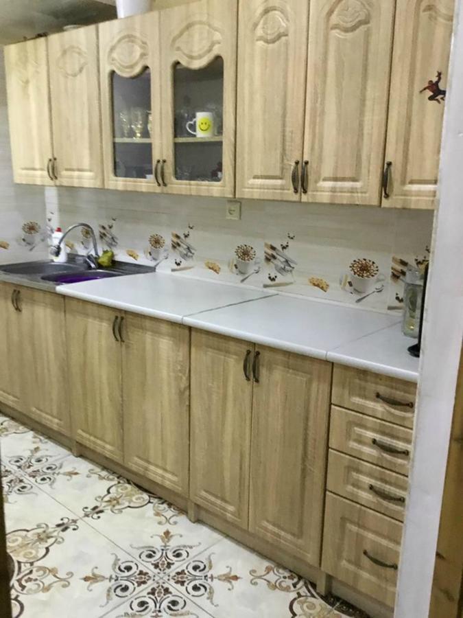 Apartment On Saakadze Батуми Екстериор снимка
